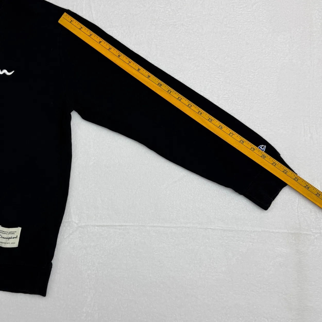 Champion Script Logo Crewneck Sweatshirt – Black