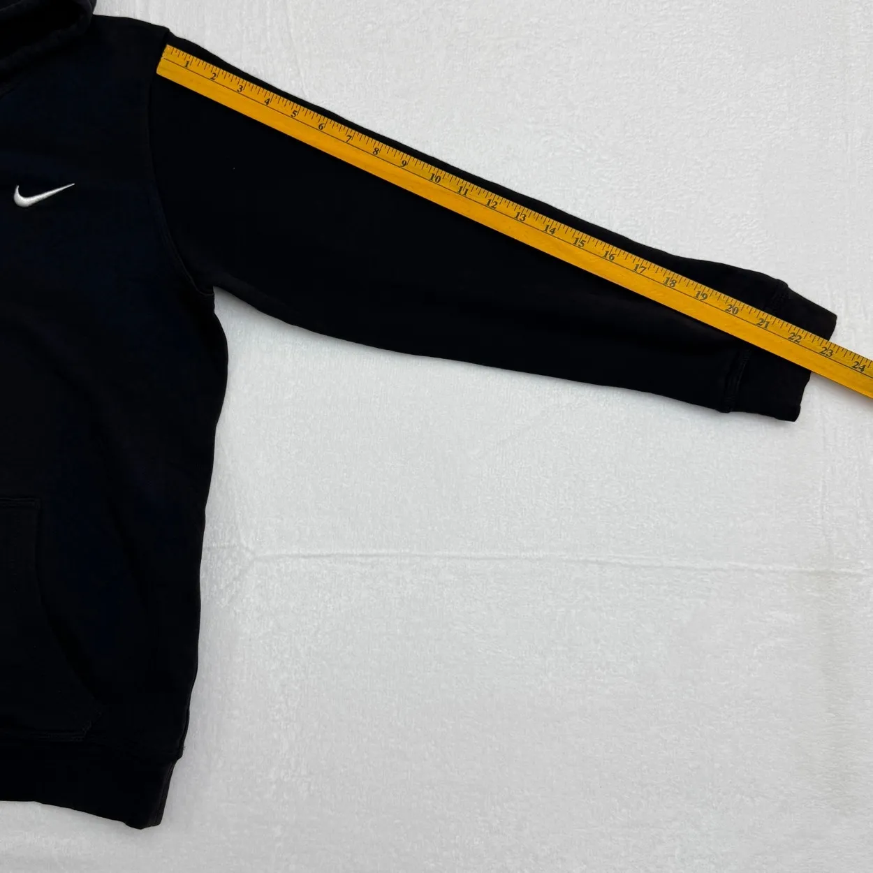 Nike Essential Pullover Hoodie – Black