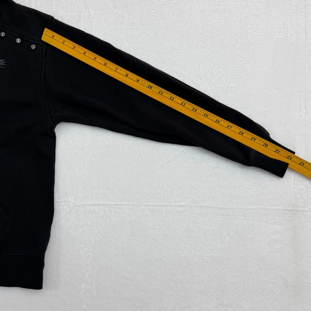 Save the World Graphic Hoodie – Black
