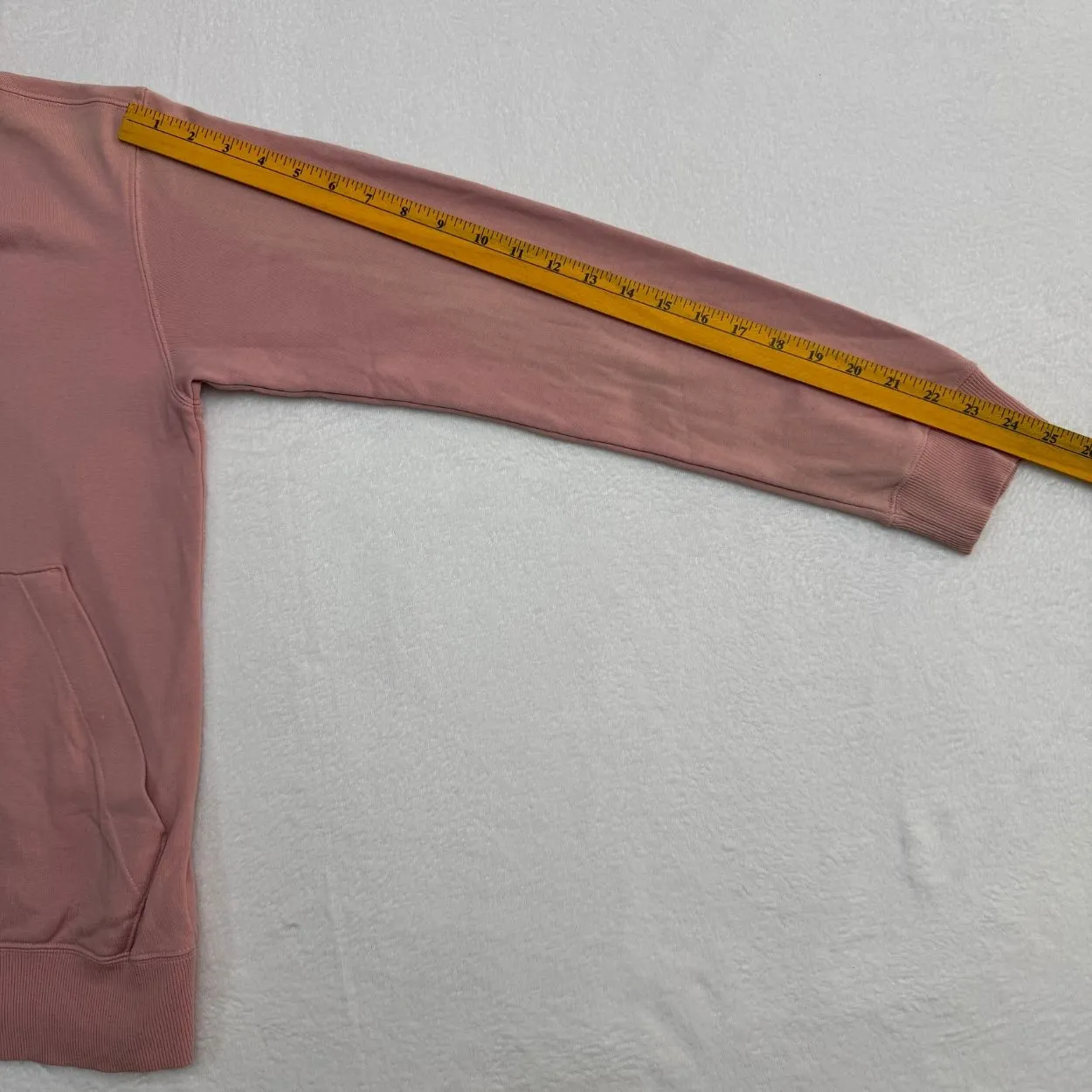 Adidas Essential Pullover Hoodie – Dusty Pink