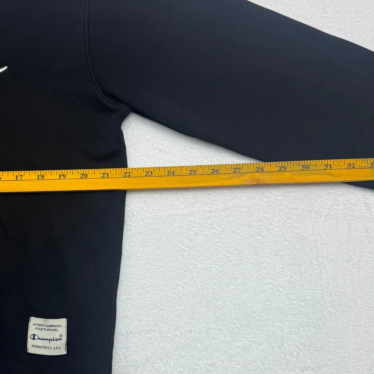 Champion Script Logo Crewneck Sweatshirt – Navy