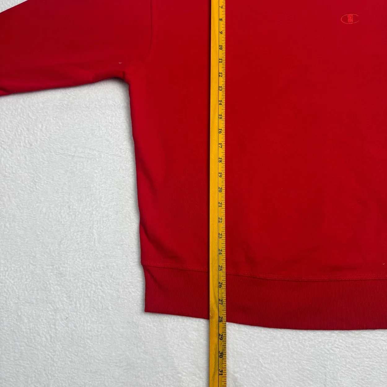 Champion Reverse Weave Crewneck Sweatshirt – Red