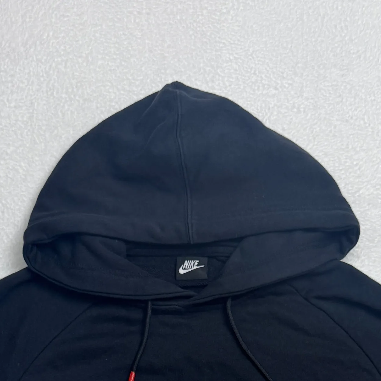 Nike Heart Swoosh Pullover Hoodie – Navy