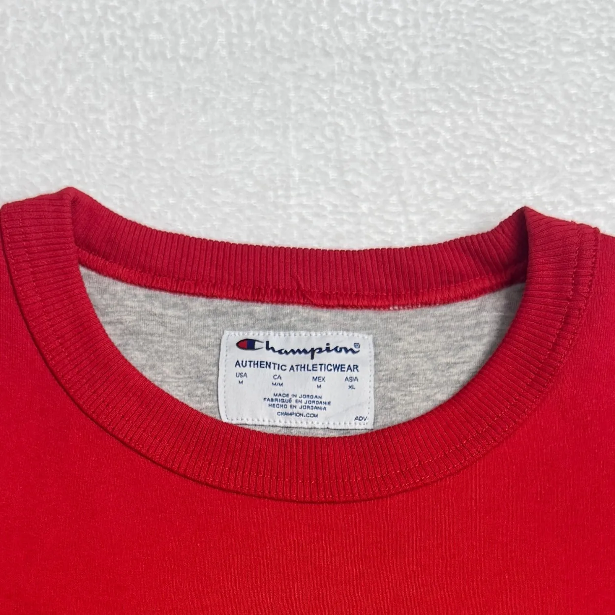 Champion Reverse Weave Crewneck Sweatshirt – Red