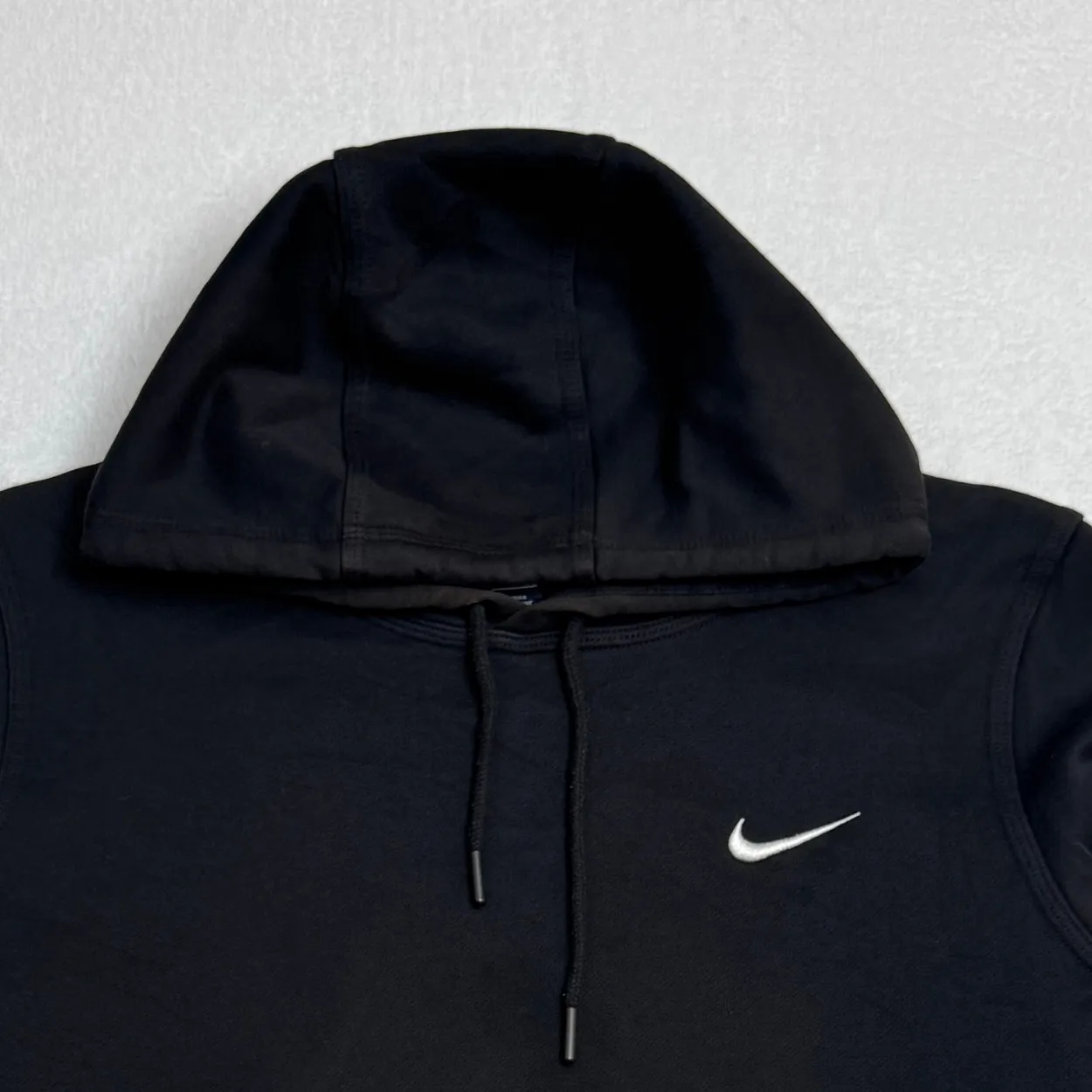 Nike Essential Pullover Hoodie – Black